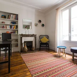 https://studio-i-love-montmartre.fr-paris.fr