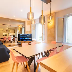  Apartment Loft 4 Bedroom Montmartre Pigalle Ac By Lcc Agency Frankreich