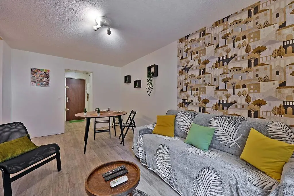 Les Comtadins - Parking Gratuit - Balcon - Clim Appartement Avignon