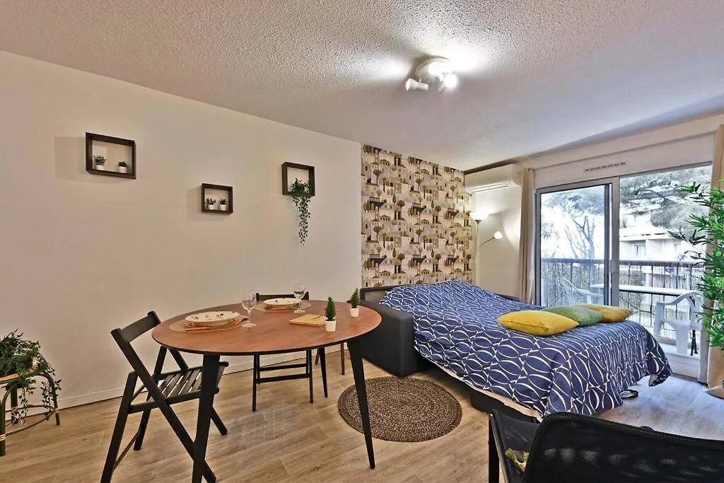 Ferienwohnung Les Comtadins - Parking Gratuit - Balcon - Clim Avignon 0*,  Frankreich